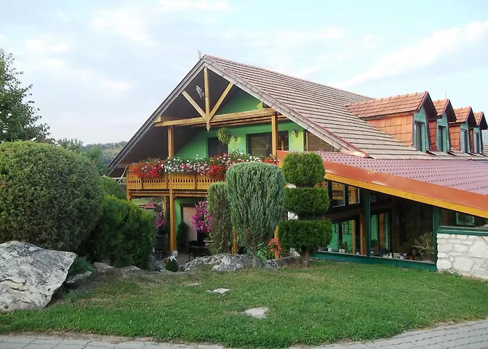 Ranch Fah Apartamento